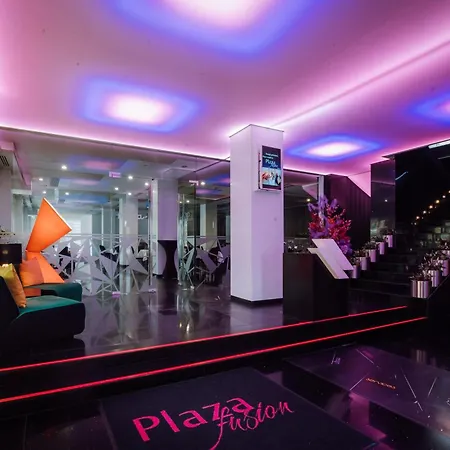 Plaza V Hotel-3